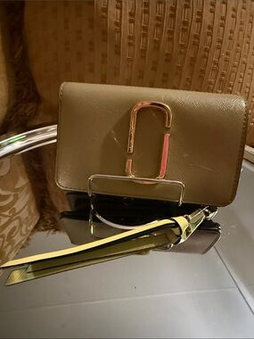 Marc Jacobs The J Marc Chain Wallet EUC